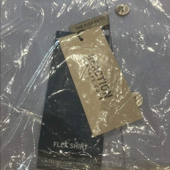 Kenneth Cole Reaction Men's Sky Blue Dress Shirt - Picture 3 of 4